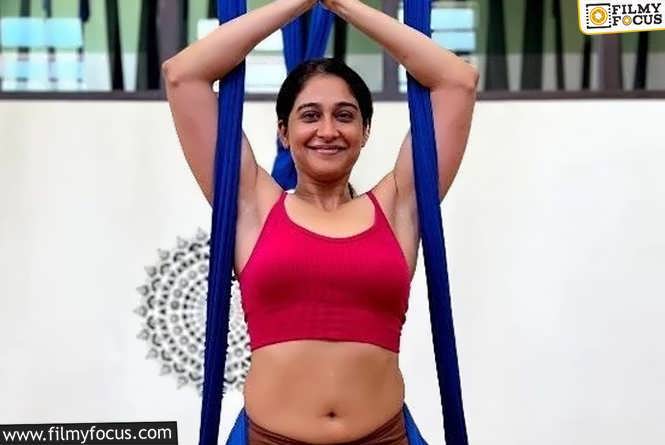 Regina Cassandra : ஏரியல் யோகா செய்த நடிகை ரெஜினா.. வைரலாகும் புகைப்படம்!